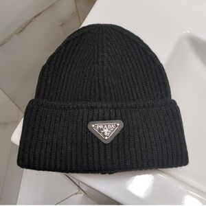 Prada hat for winter
